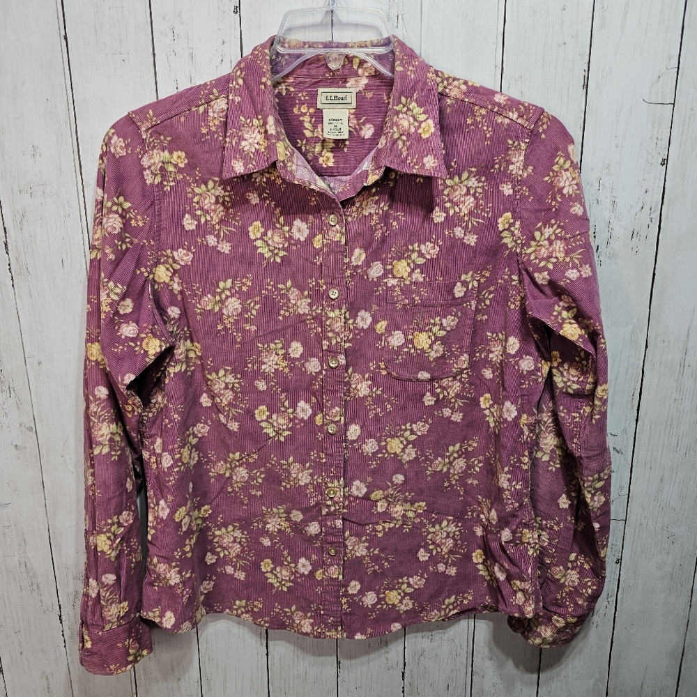 LL BEAN Women's Mauve Floral Print Corduroy Button Front Shirt Size Medium.